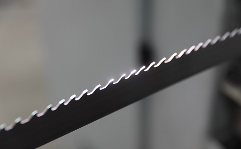 商丘双金属带锯条产生切削噪音的原因具体有哪些？